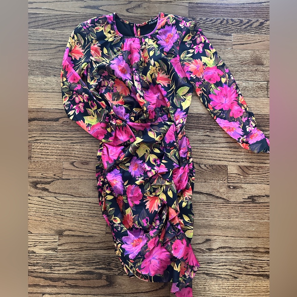Love for lemons puff sleeve mini dress.  Worn for 1 event only